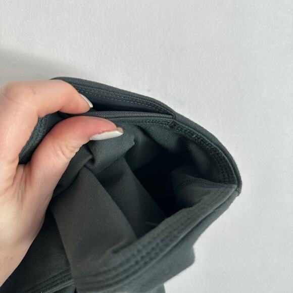 Zella women’s medium green/black leggings - Picture 7 of 7